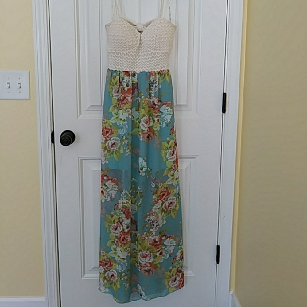 Floral Maxi dress
